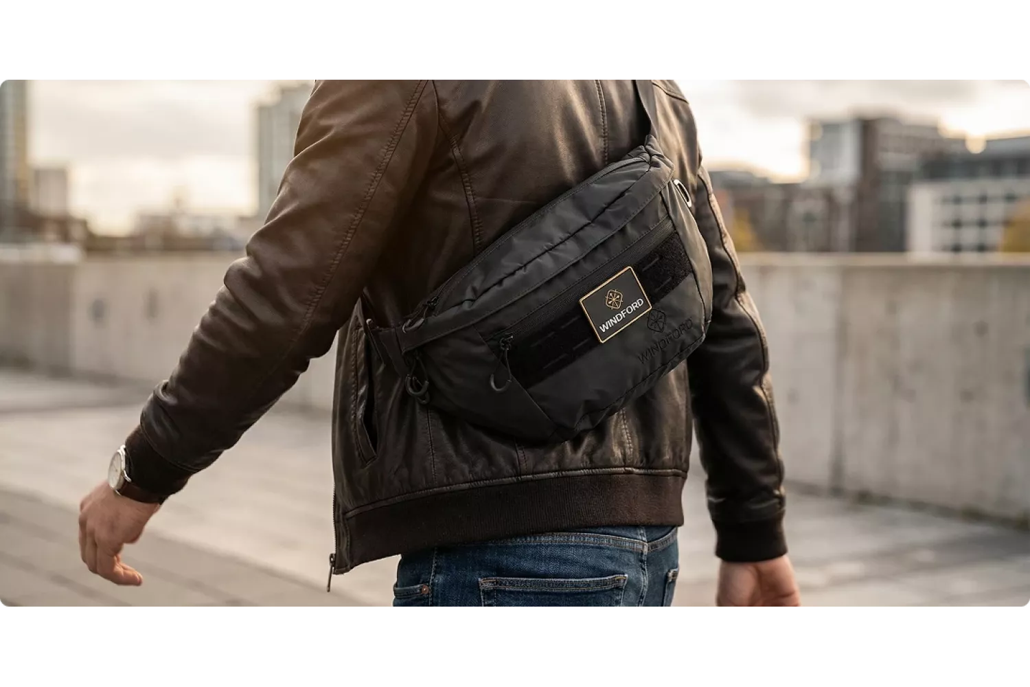 Минимализм vs Функциональность: почему в 2026 году бананки и мессенджеры вытесняют рюкзаки