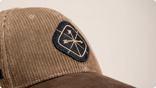 бейсболка боковой ракурс