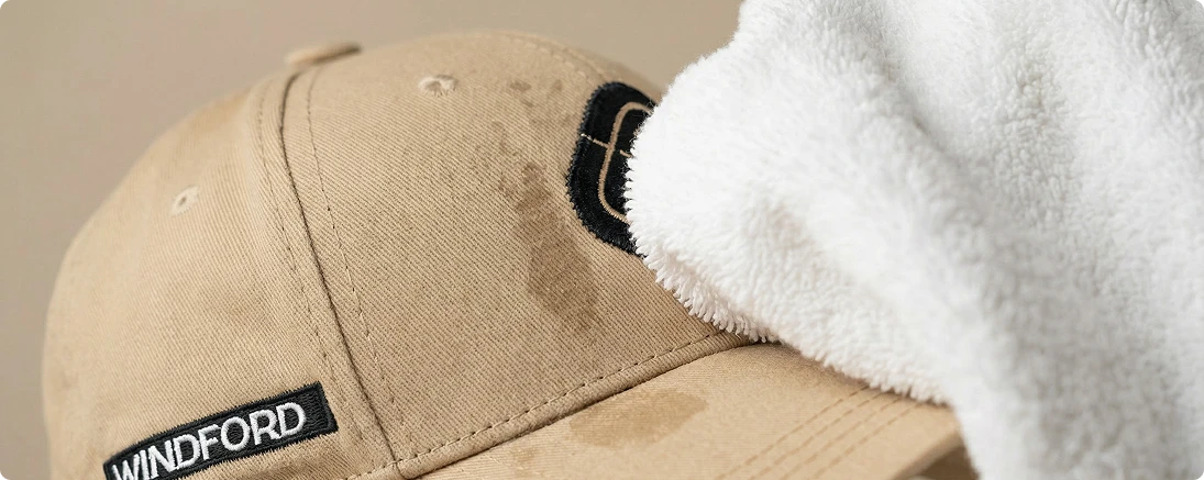 бейсболка желтая