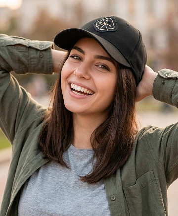 Бейсболка черная Windford Classic фотография в парке