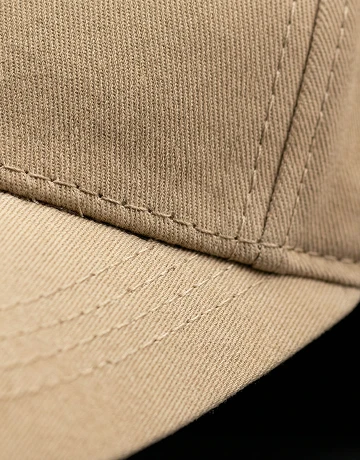 Бейсболка желтая Windford макросъемка