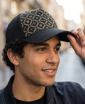 Бейсболка черная Windford Outdoor фотография в городе